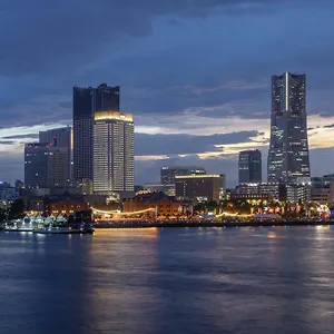 Отель Apa & Yokohama Bay Tower ***